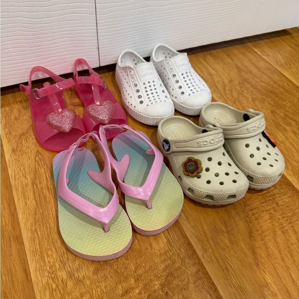 Toddler Shoes Bundle size 6 - Native, Crocs and Old Navy